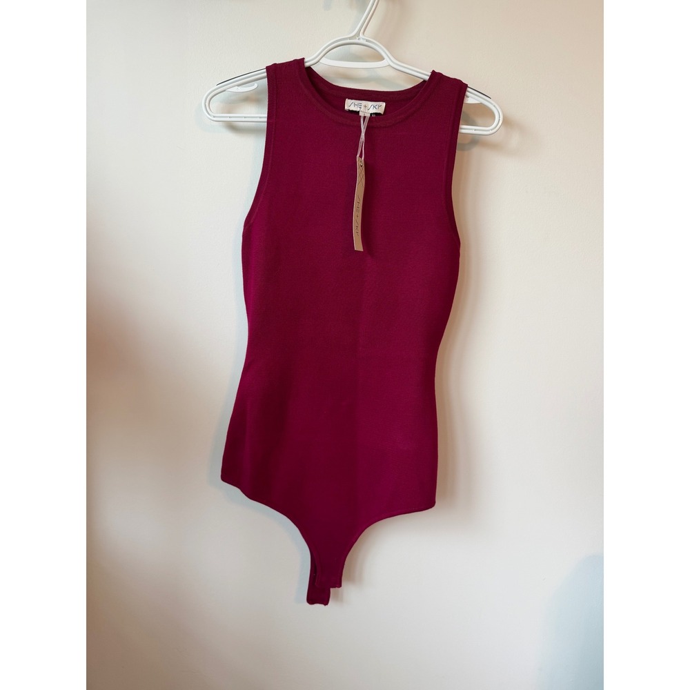 She + Sky Womens Ribbed Knit Sleeveless Bodysuit Berry Wine Crew Neck Large NWT